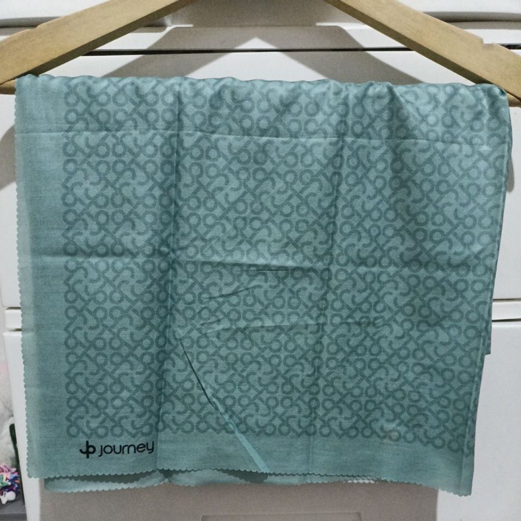 Like New Hijab Segi Empat Motif JOURNEY