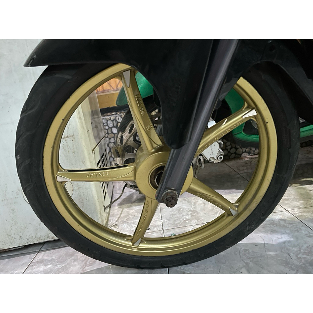 velg depan VND Ninja R SS