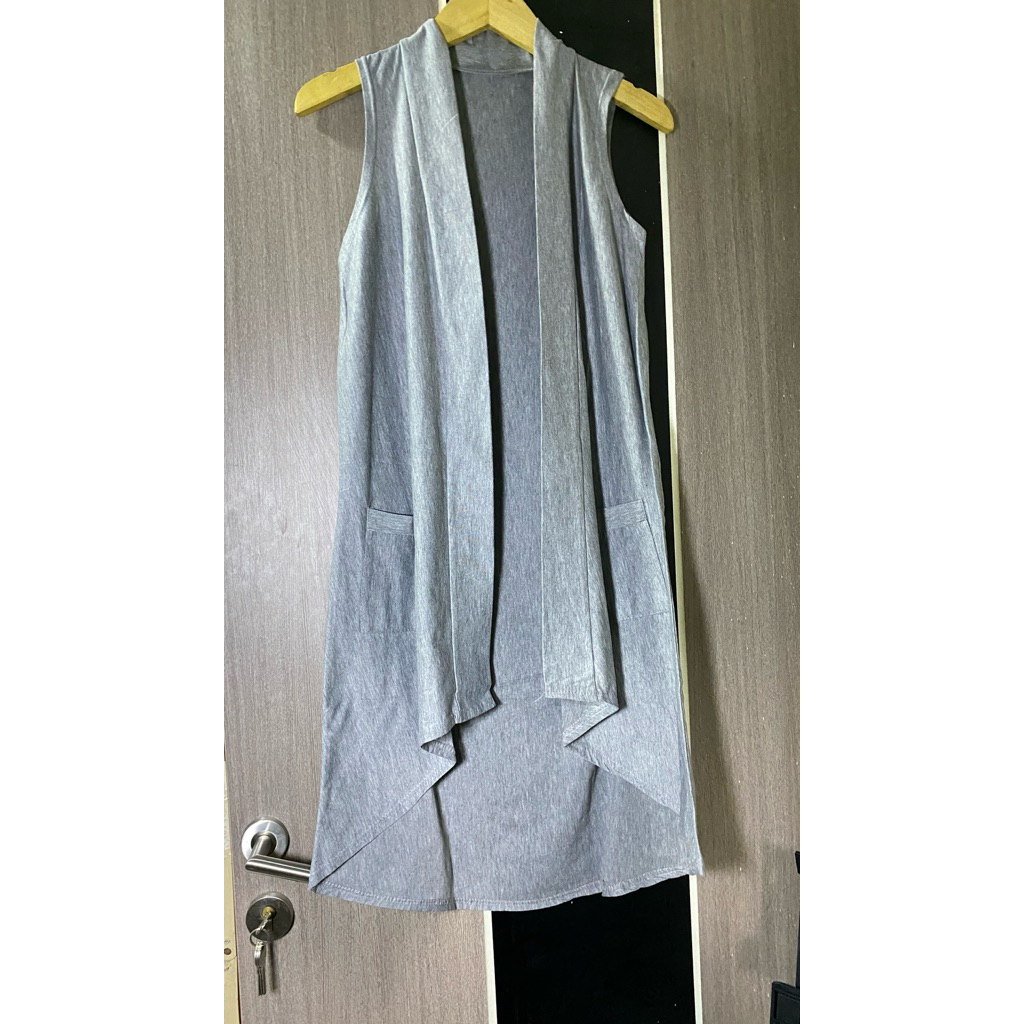 OUTER PANJANG TANPA LENGAN