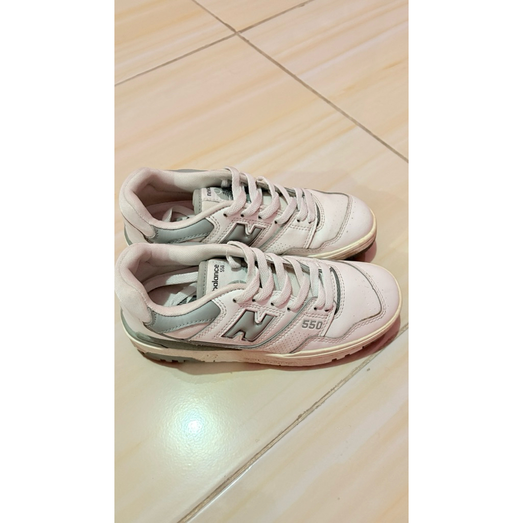 SEPATU NEW BALANCE 550 SECOND UK 36/37