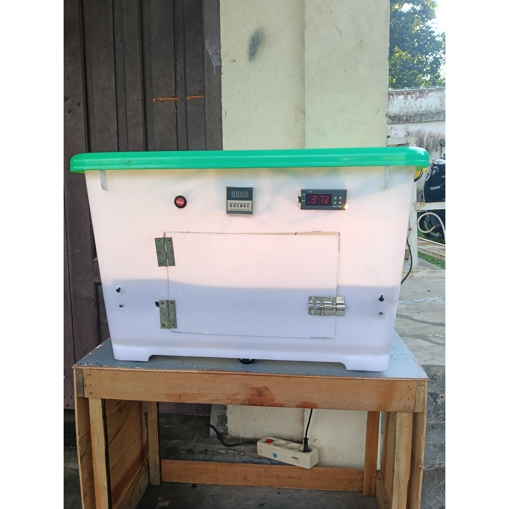 Box mesin tetas telur/incubator