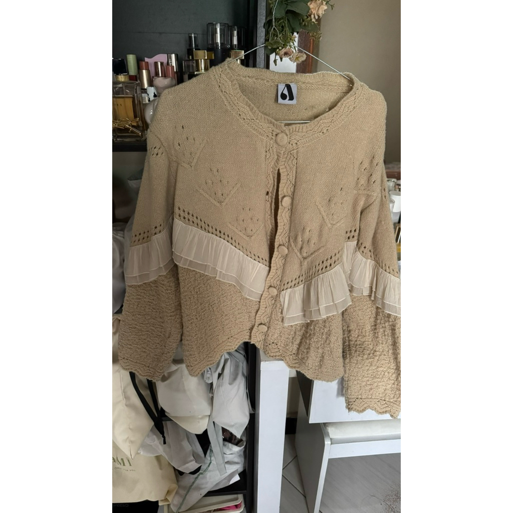 preloved aqsamodestwear seoul knit cardigan