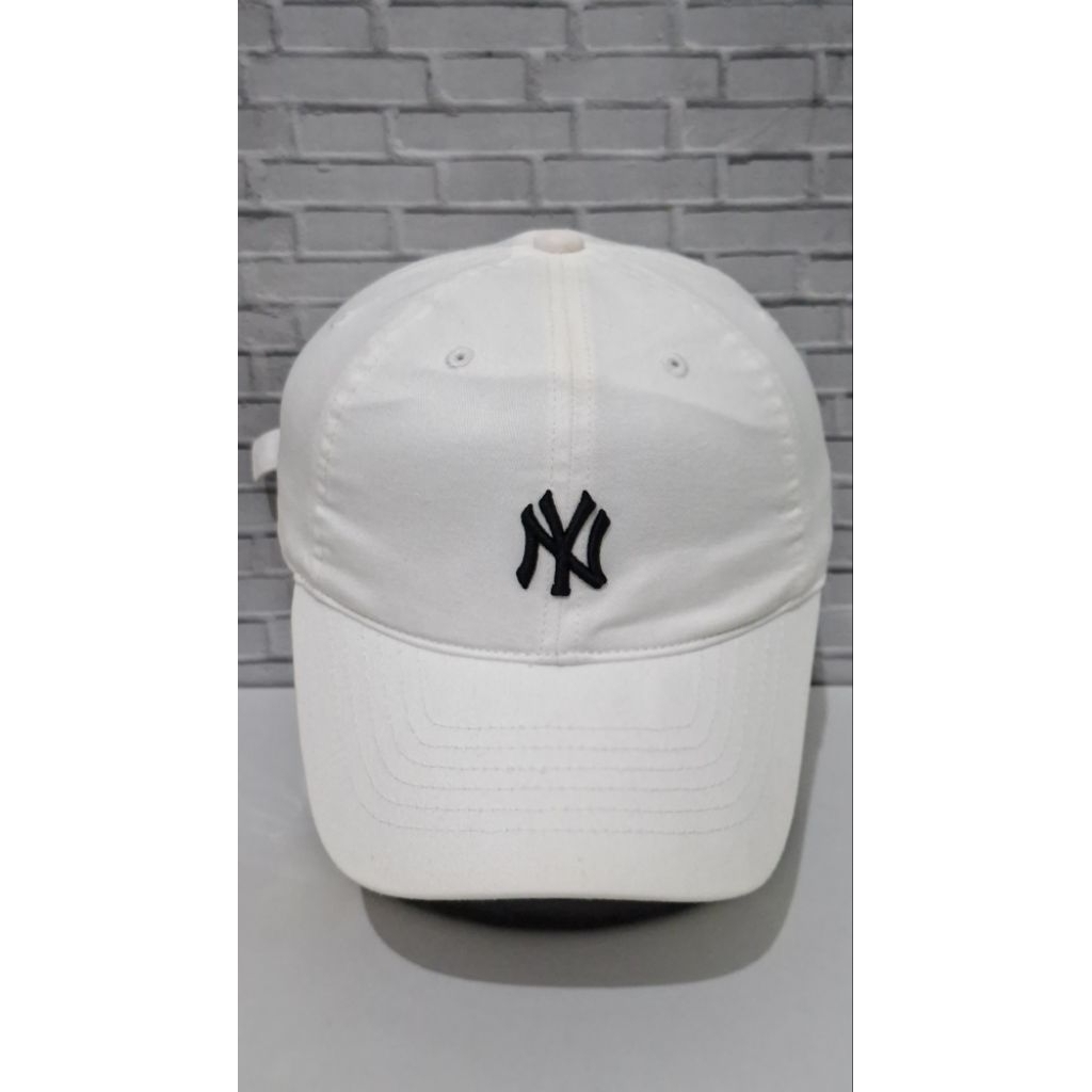 Simple Caps Original MLB