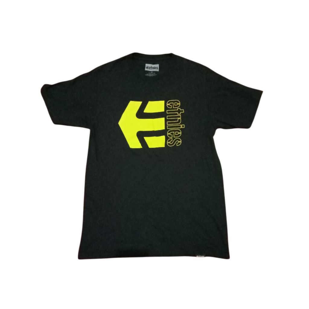 Kaos etnies skateboard