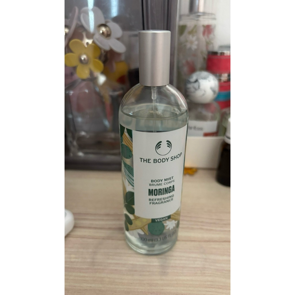 the body shop (moringa body mist)