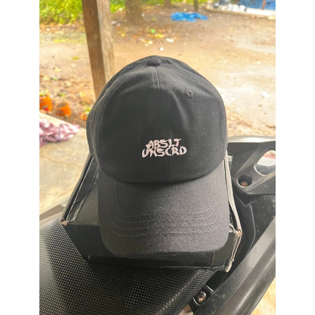 caps abslt/topi abslt