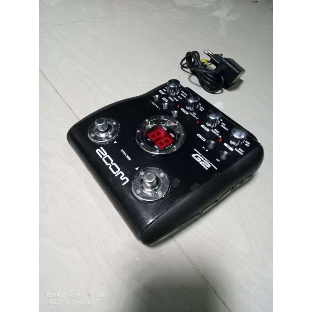 Efek Gitar Zoom G2