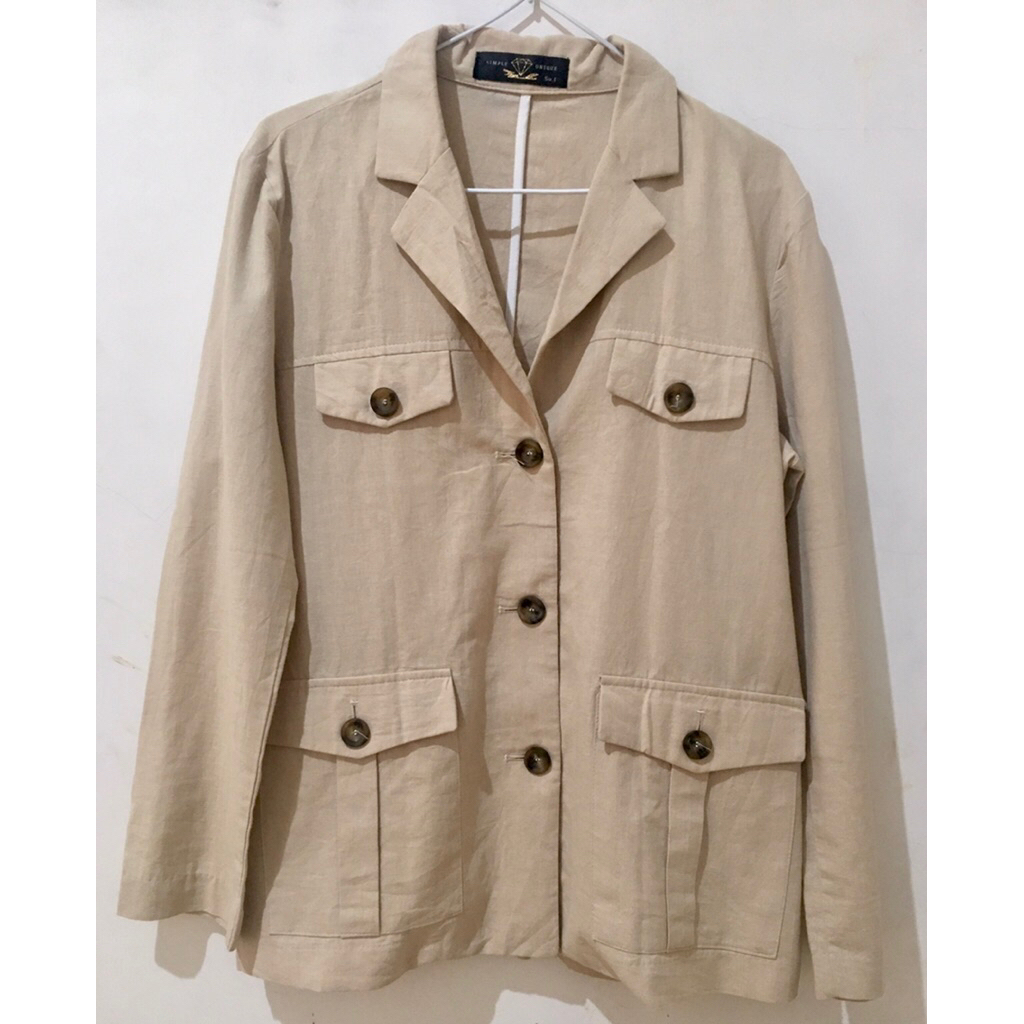 Blazer Formal Wanita SIMPLE UNIQUE Allsize Jumbo Cream Preloved Like New