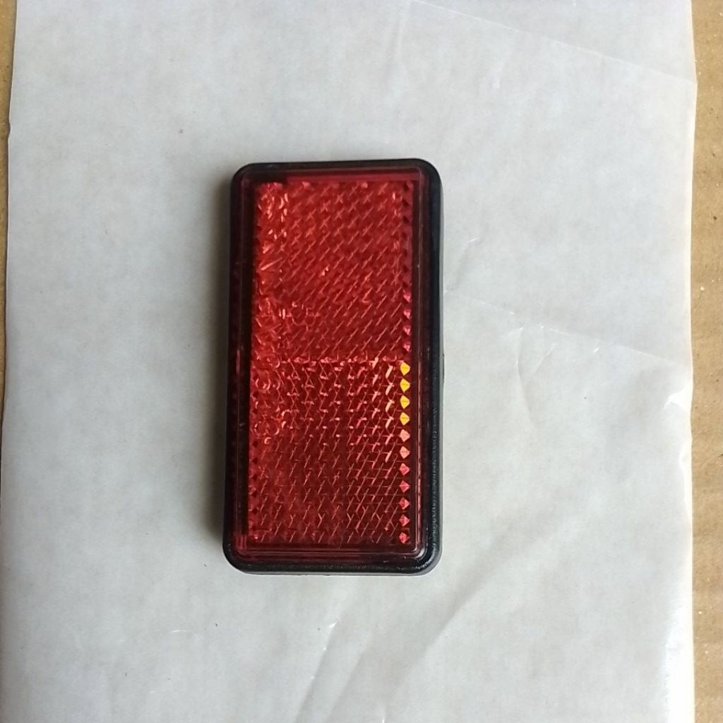 mata kucing belakang Honda Vario 125/150 Supra x 125