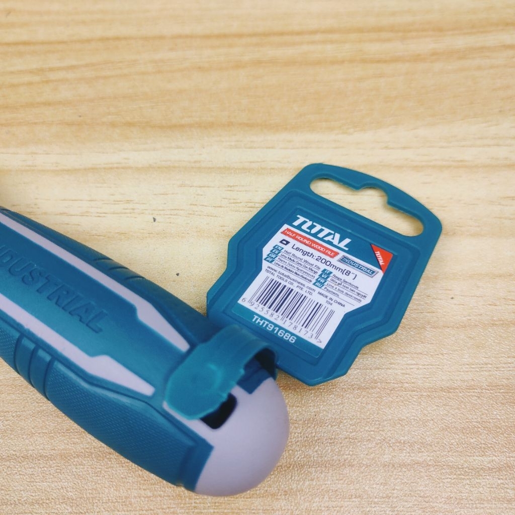Total// Kikir Kayu Kasar Setengah Lingkaran 200Mm 8" Co