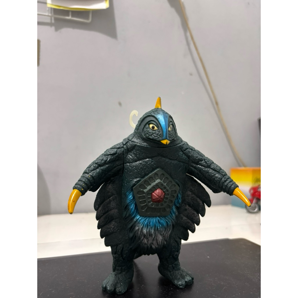 bemstar ultraman kaiju monster bandai