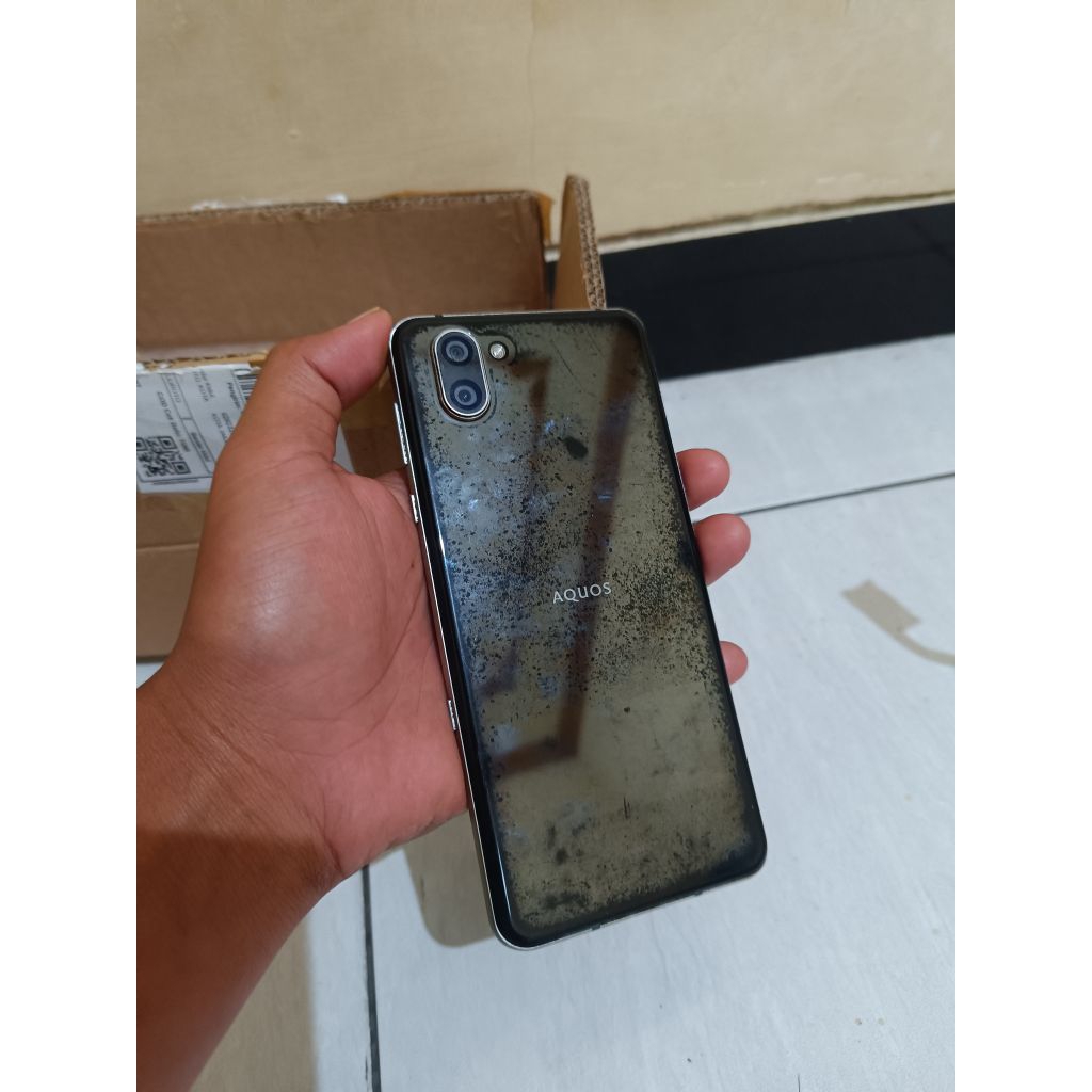 Sharp Aquos R3 Resmi all opp DT