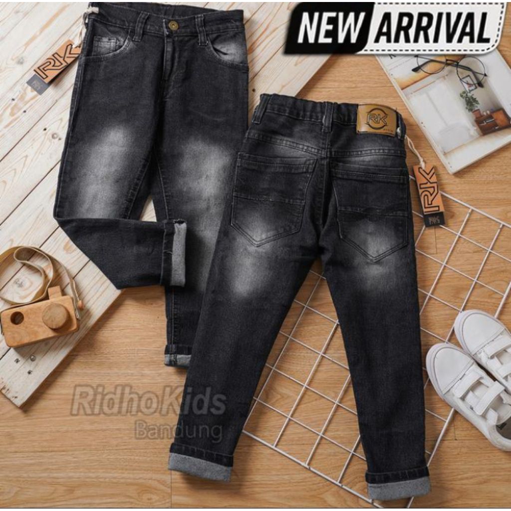 Celana jeans anak laki-laki non RIP/tebal