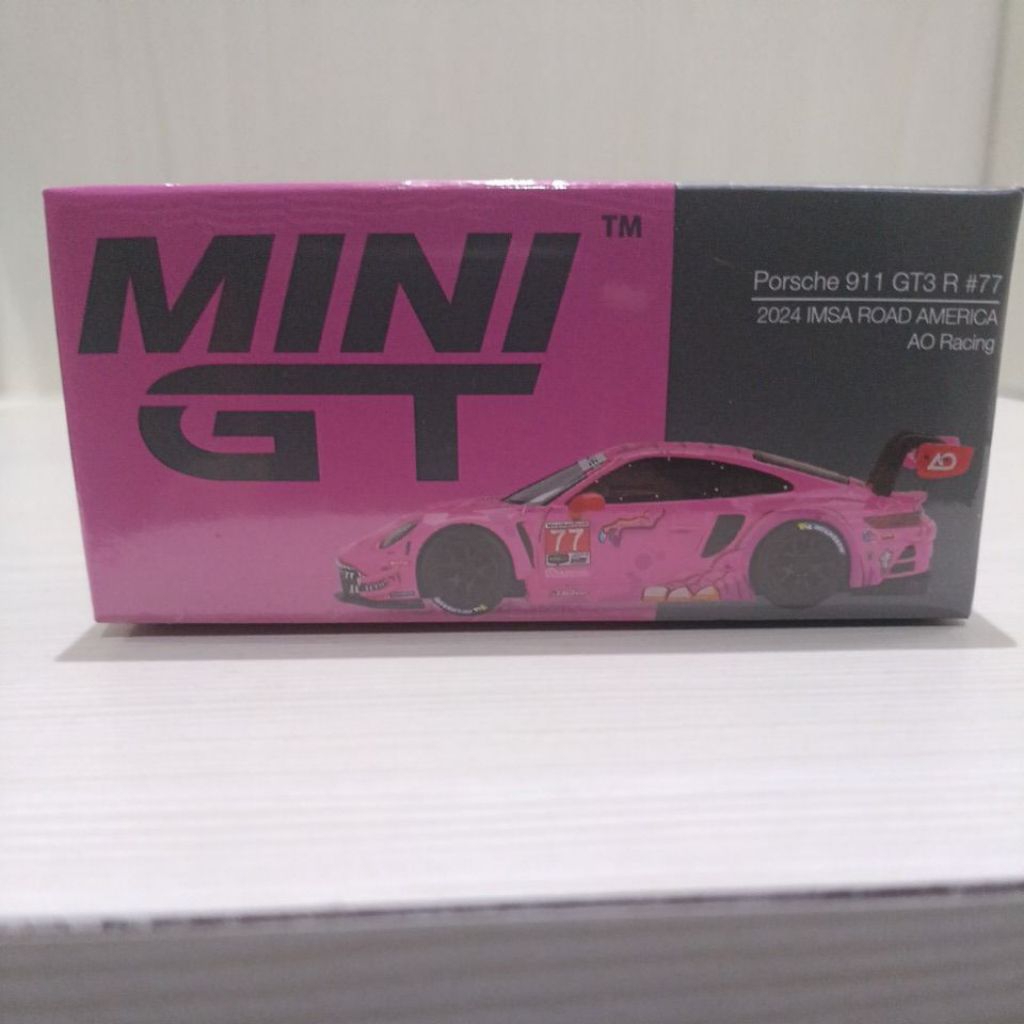 Mini GT Porsche Roxy 911 GT3 R #77