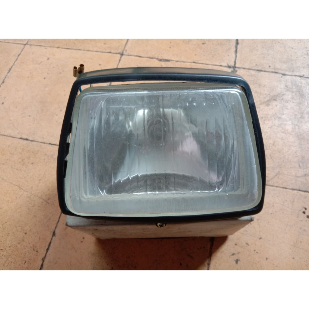 Headlamp Lampu Depan Honda Supercup C700 C800