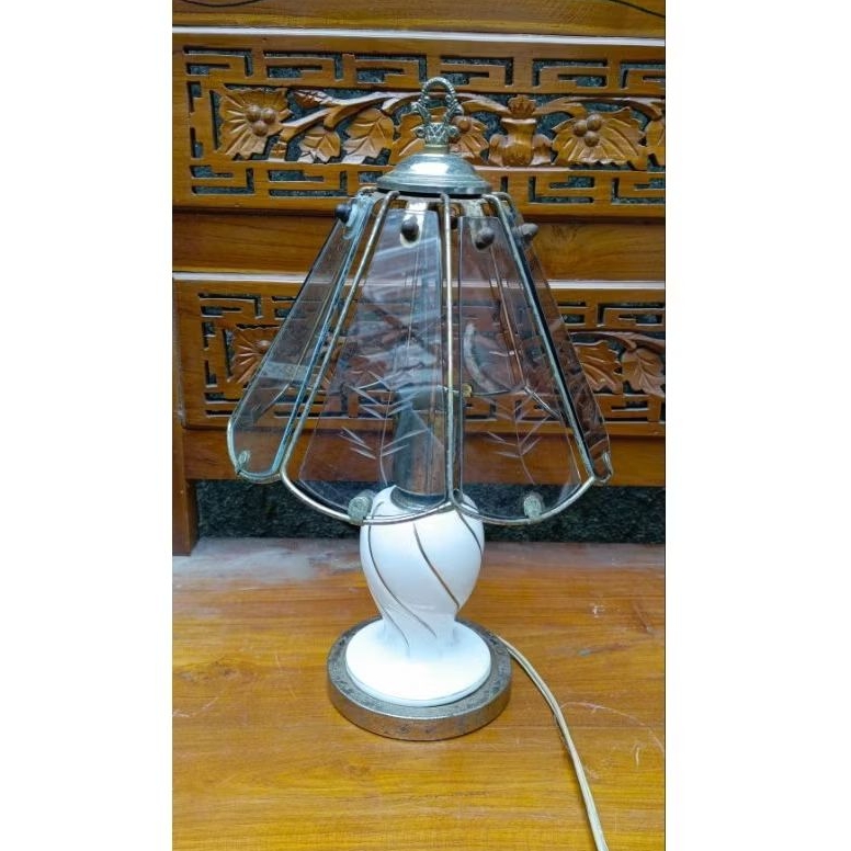 lampu duduk meja tidur kaca antik jadul vintage