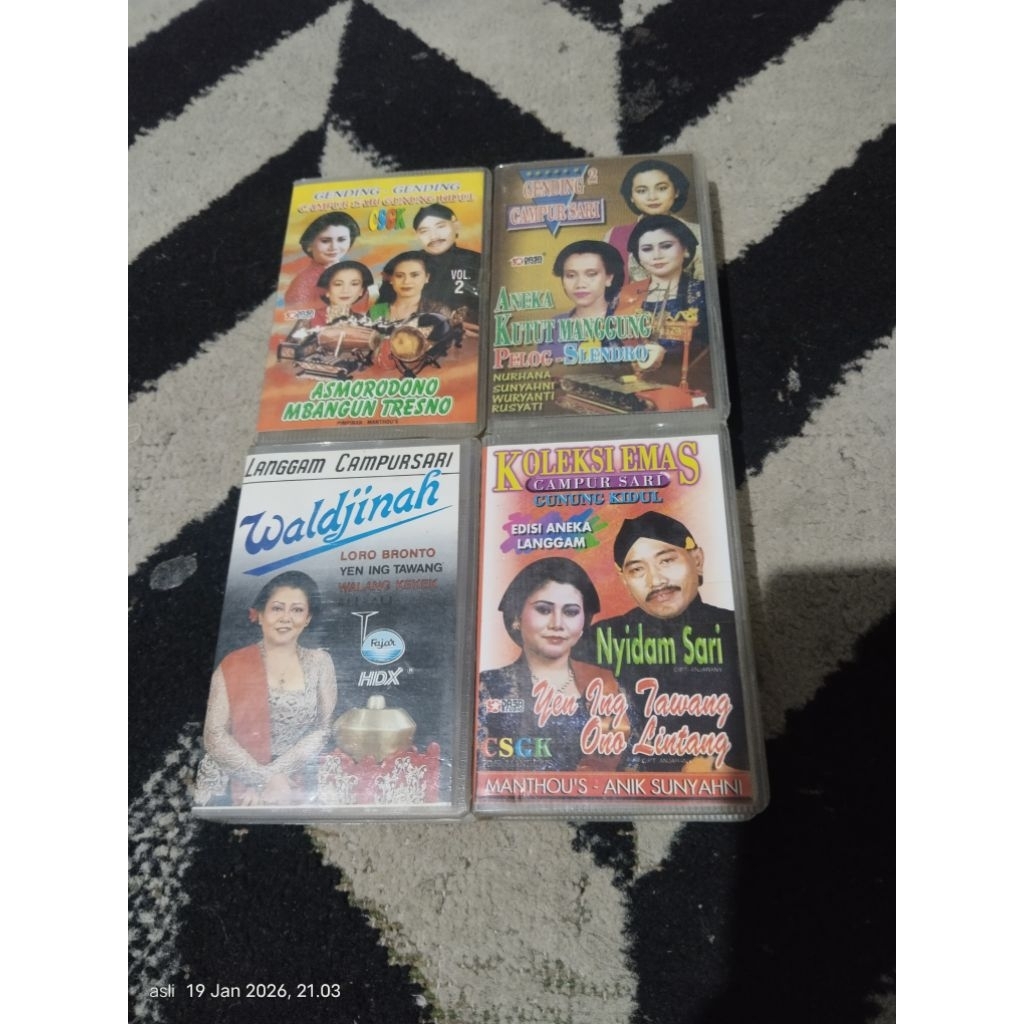 kaset pita campur sari /