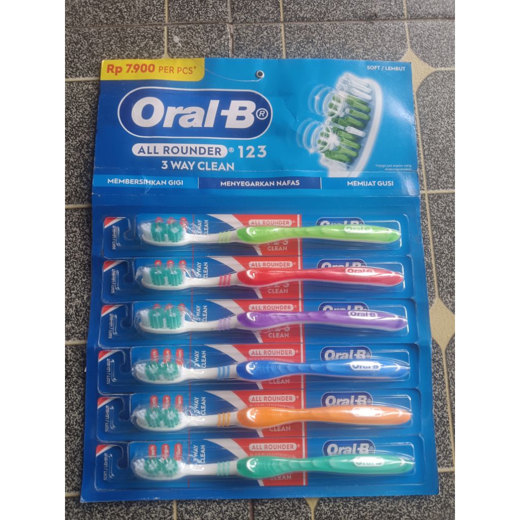 sikat gigi Oral B