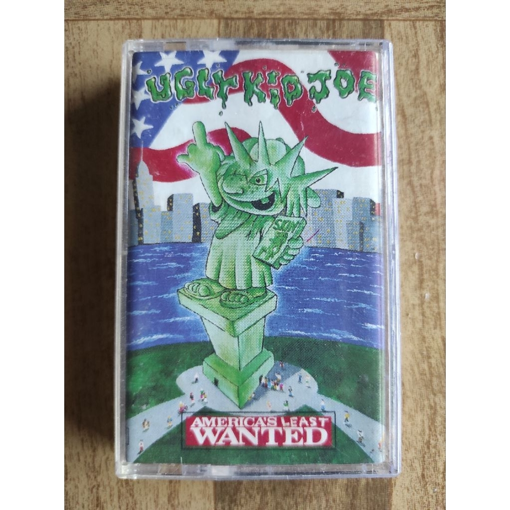 kaset pita UGLY KID JOE "america's least wanted"