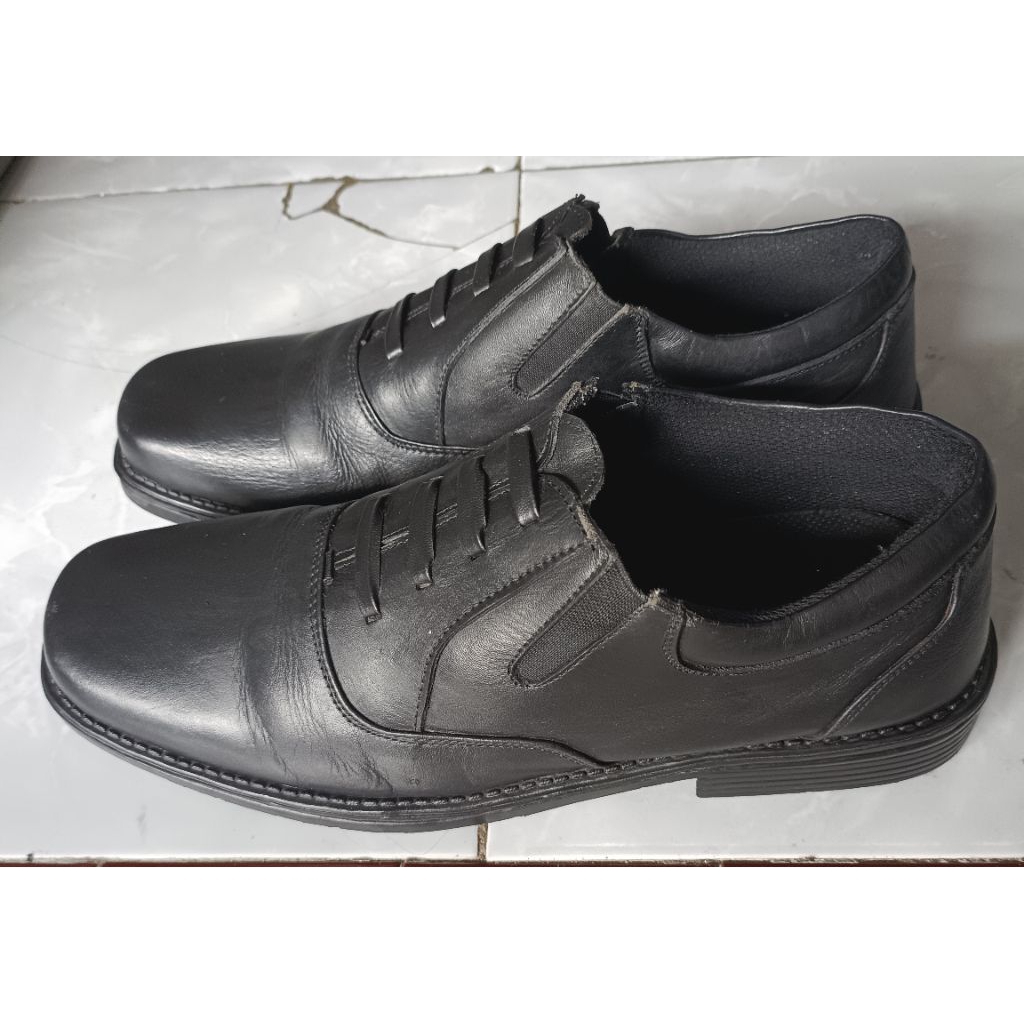Sepatu Pantofel size 46