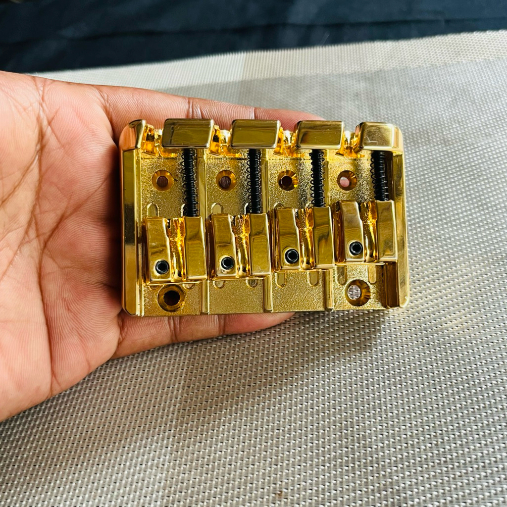 bridge bass ibanez B305 4string original warna gold