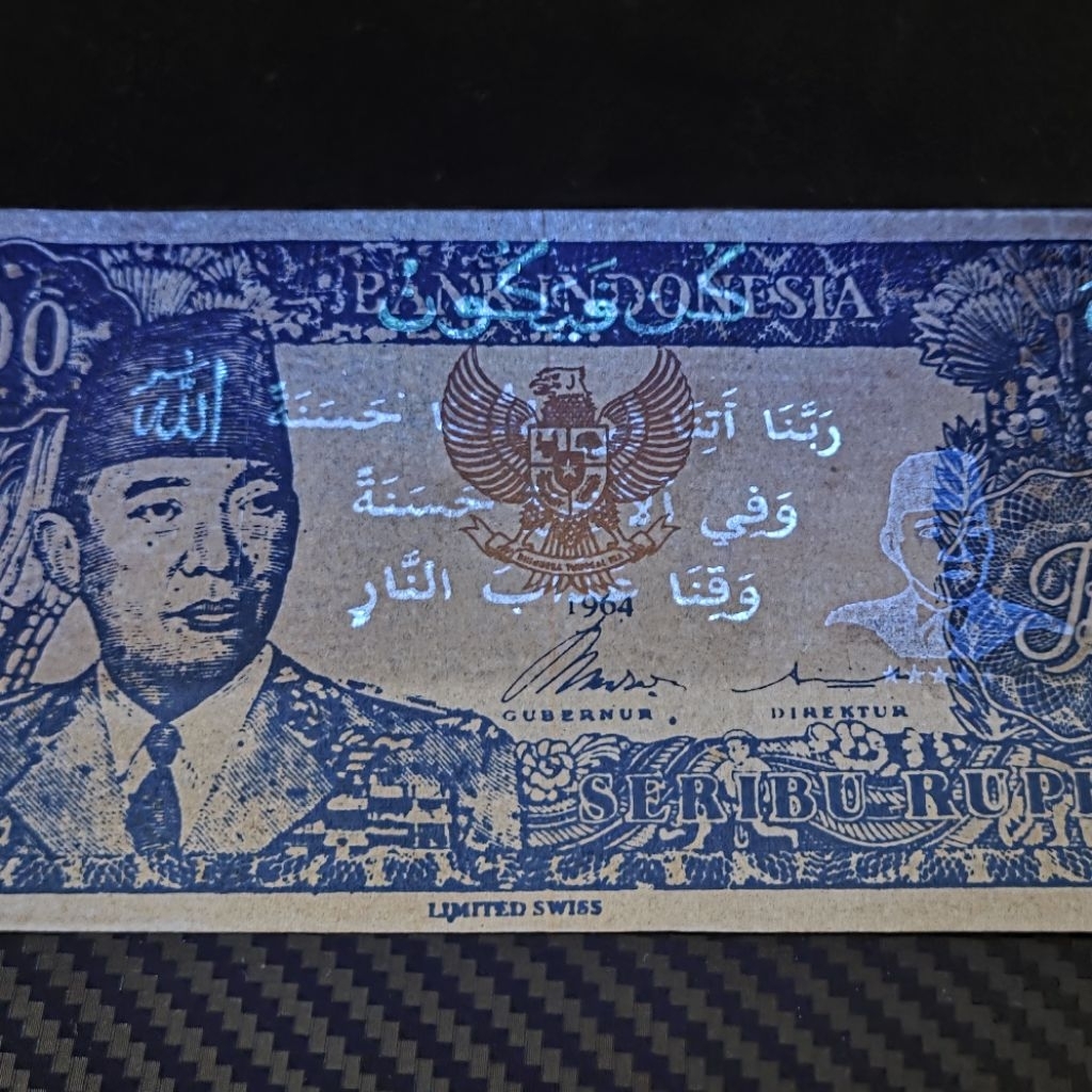 Uang Kuno Uka-Uka Soekarno 1964 Biru Berkaligrafi Unik
