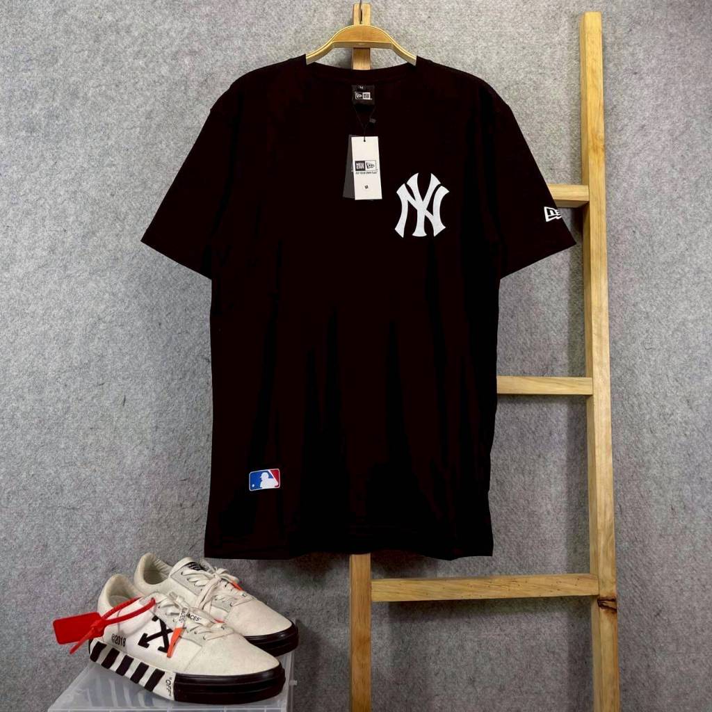 KAOS T-SHIRT NEW ERA NEW YORK BASEBALL NY BIG BACK MONOGRAM LOGO BLACK