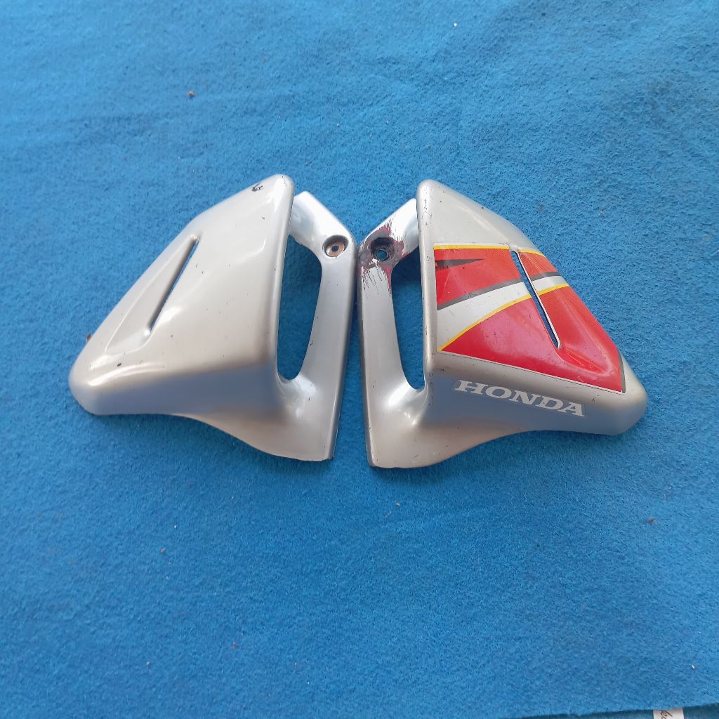 kuping kupingan kanan kiri Honda Tiger lama original second