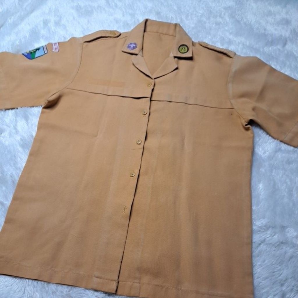 Seragam Sekolah/ PL Seragam sekolah/ Seragam Sekolah Bekas