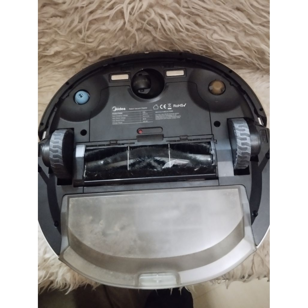 MIDEA VACUM CLEANER ROBOT