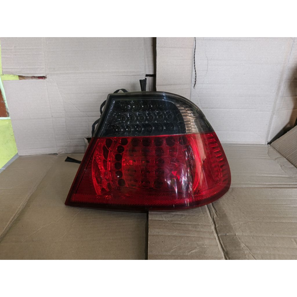 STOPLAMP lampu belakang bmw E46 original
