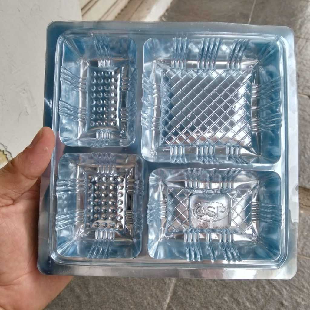 (50pcs) Mika TM18 Sekat 4 Dalaman Kotak Nasi 18x18 Warna Bening Merk CSP