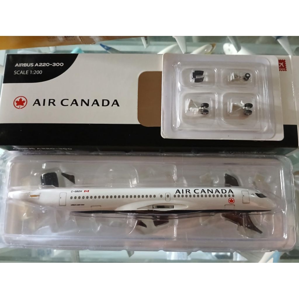 Miniatur Diecast Pesawat Airbus A220-300 Air Canada Hogan Wings Skala 1/200