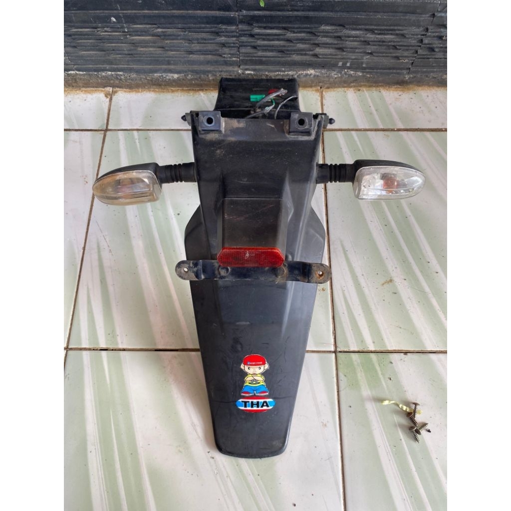 Spakbor slebor sepakbor belakang bajaj Pulsar 200 dtsi original