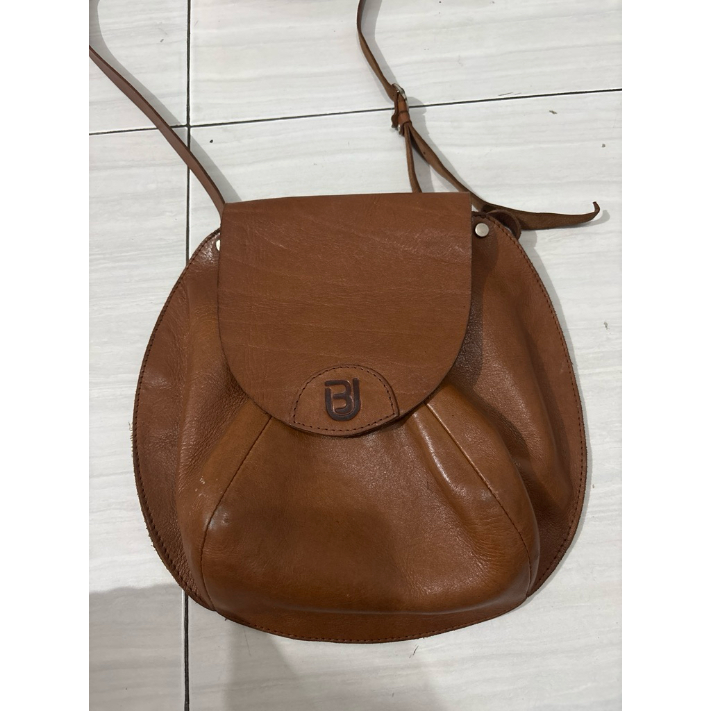 tas Bucini ( Preloved)
