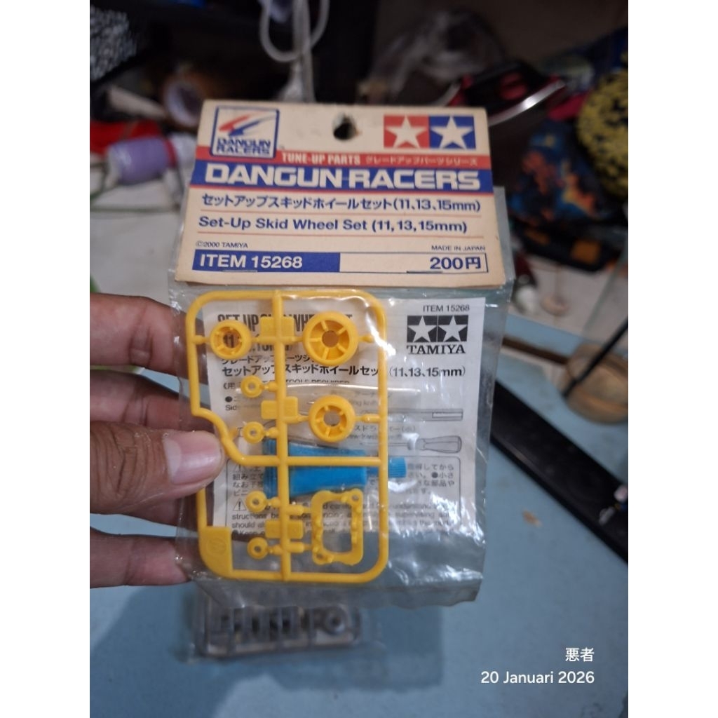 Tamiya dangun racer part roda depan