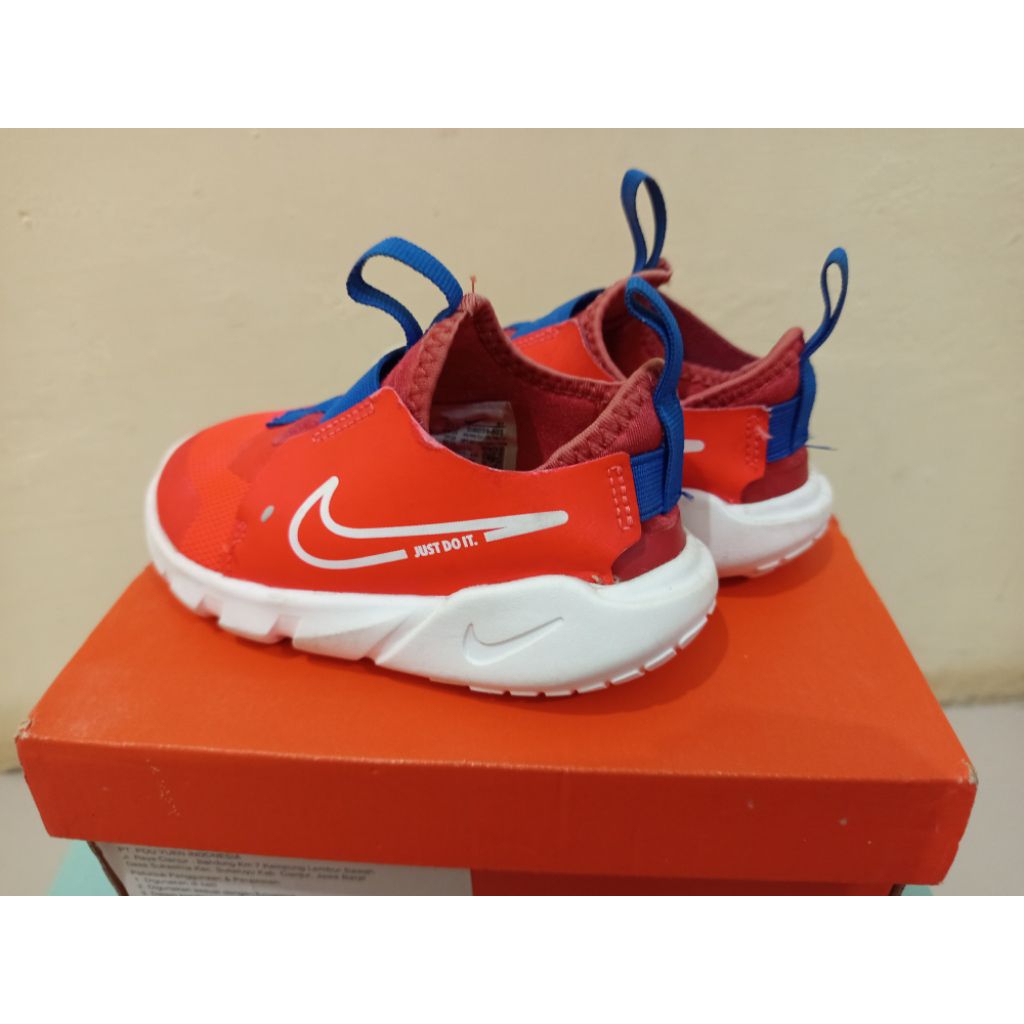 Prelove Sepatu Nike Flex Runner 2