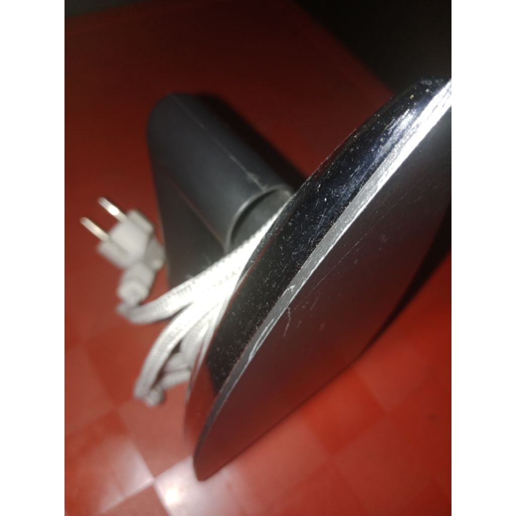 Philips Classic (seri HI114).