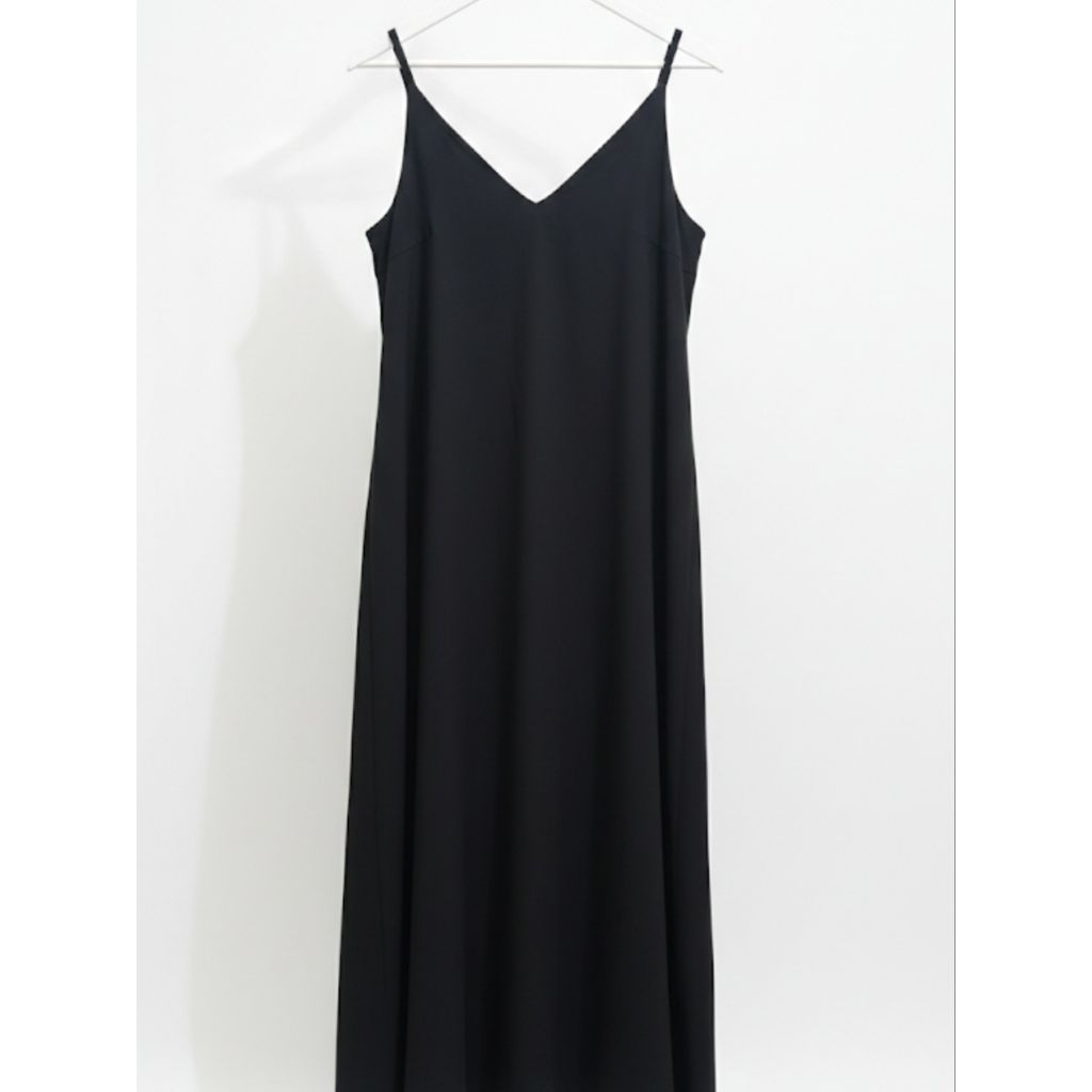 ​[PRELOVED] Simple Black Sleeveless Dress - Midi Dress Hitam Polos Tali Kecil
