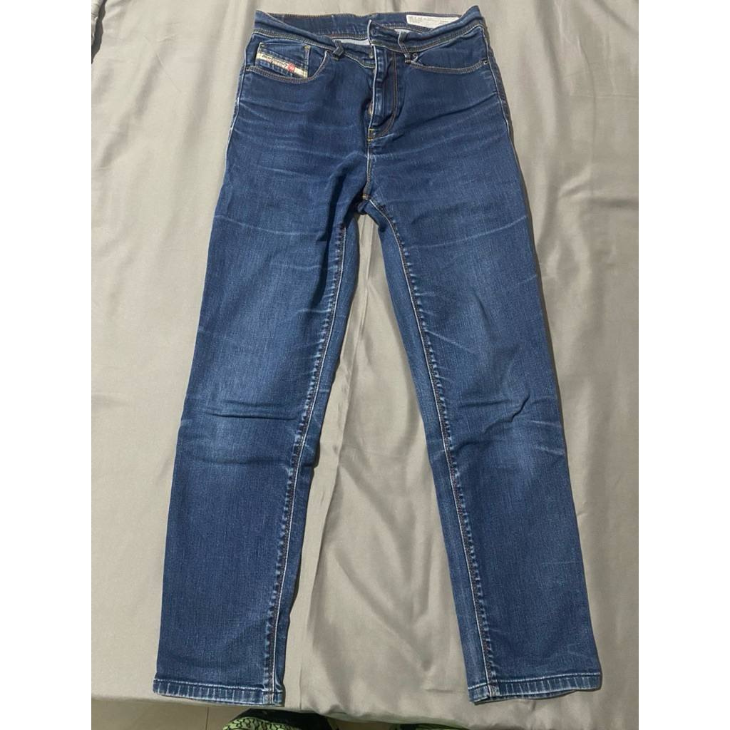 Preloved Celana Jeans Biru Tua Diesel