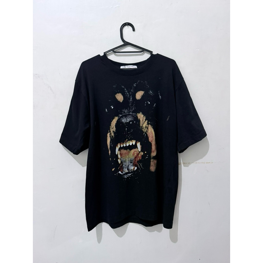 t-shirt givenchy