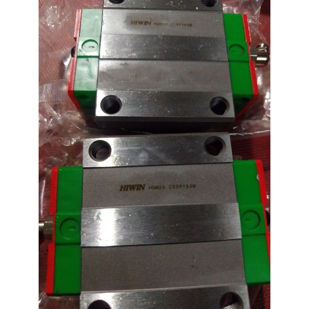Hiwin HGW25 C05P 160M Blok Panduan Linear - Produk Asli dari Taiwan untuk Keakuratan Tinggi