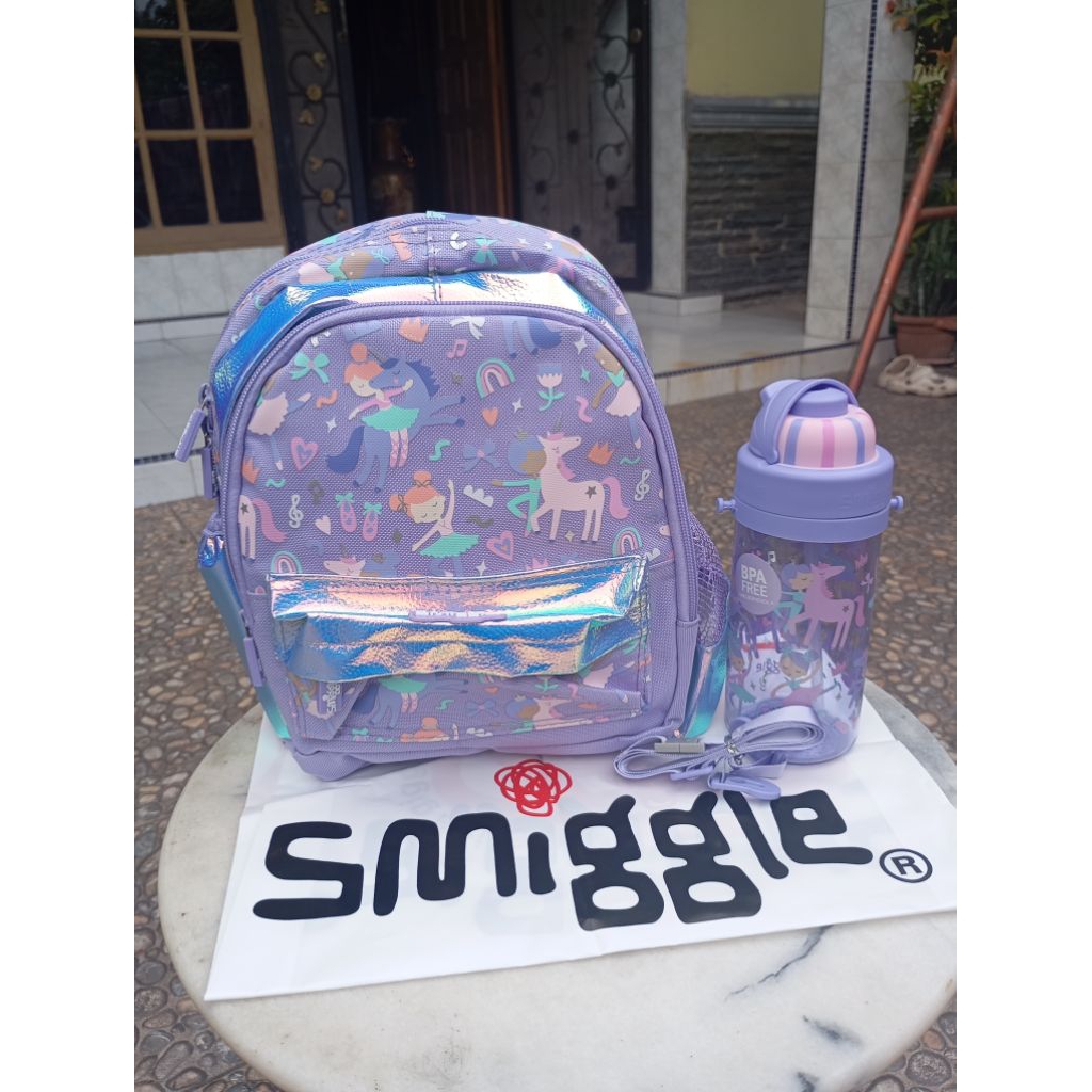 Tas Smiggle set botol