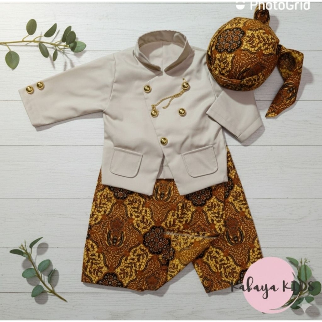 Beskap Dalang Basofi Anak Cowok dan Bayi Laki-laki