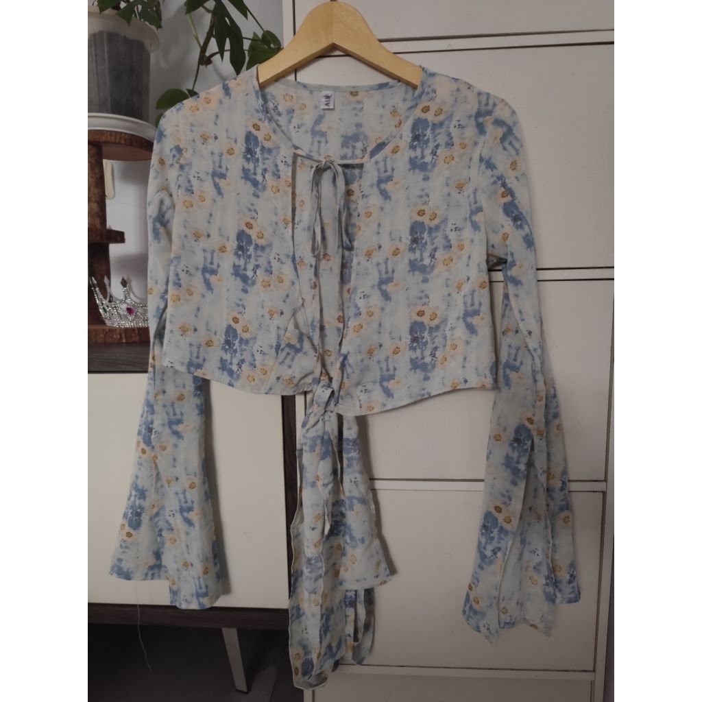 Atasan ikat depan / baju tali depan wanita / crop top tali