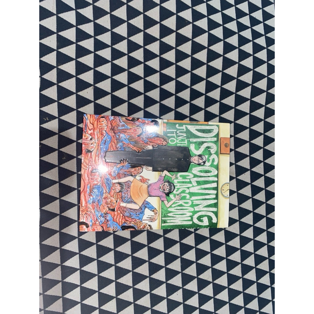 Komik / Manga Bahasa Inggris Junji Ito Dissolving Classroom kolpri