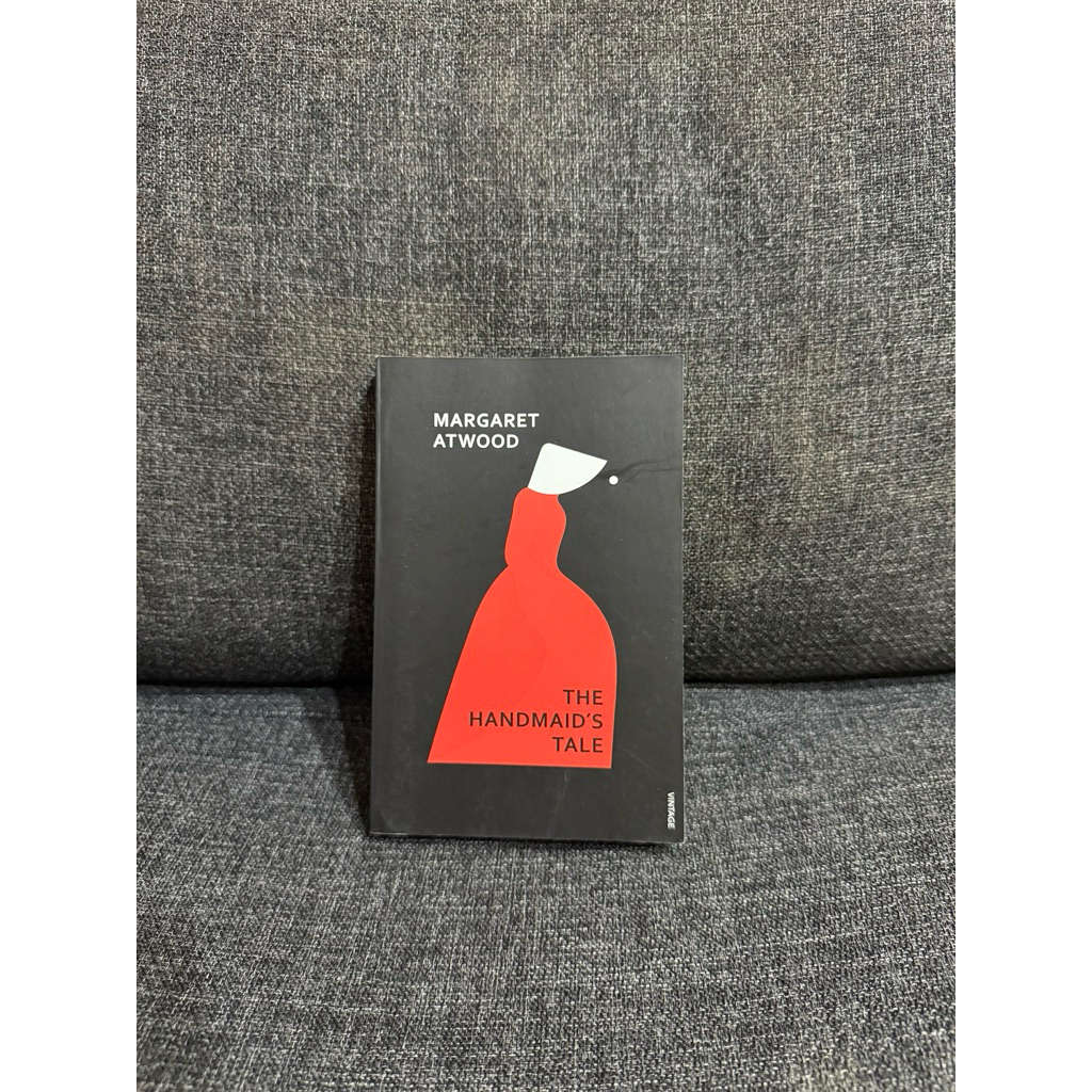 the handmaid's tale margaret atwood