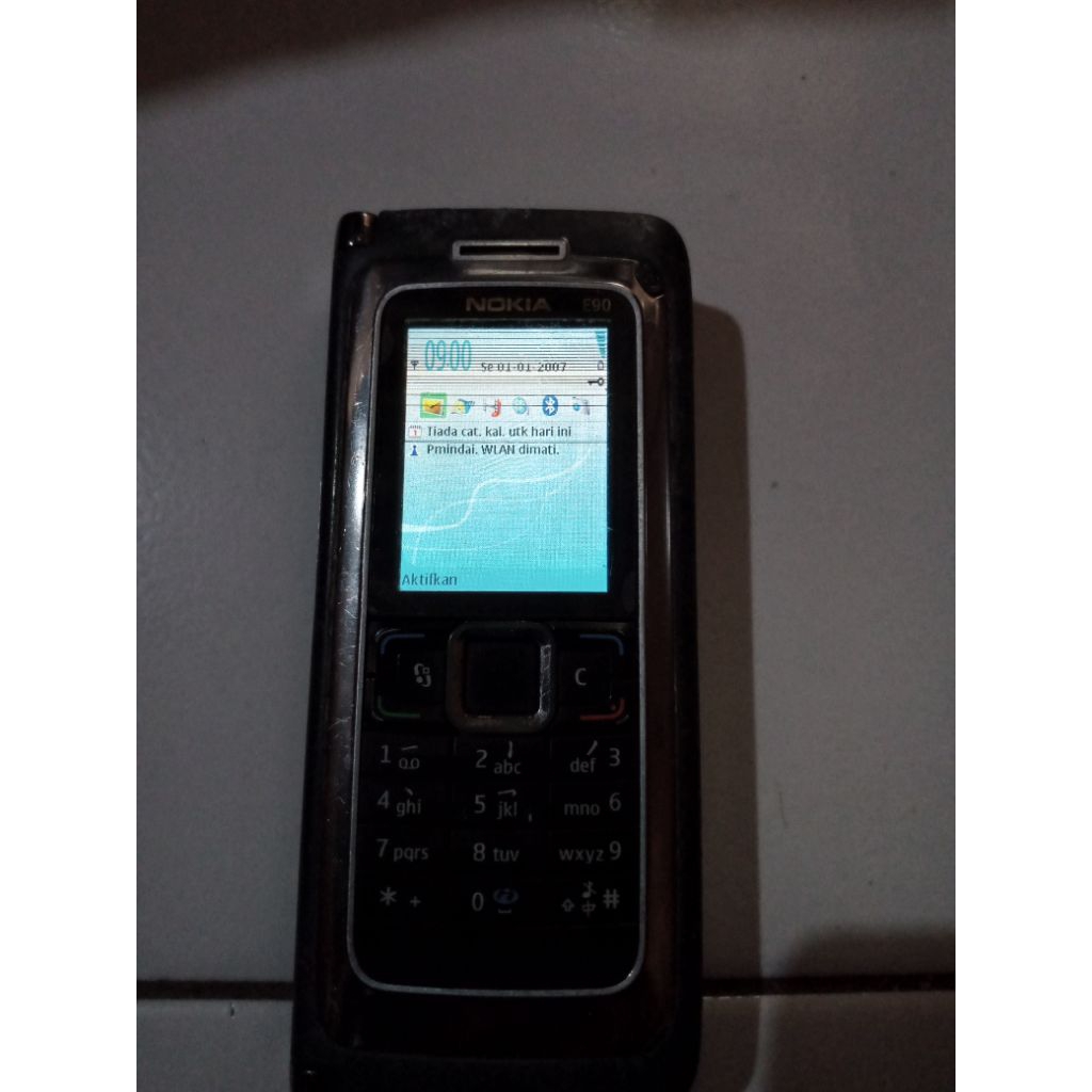 Nokia E90