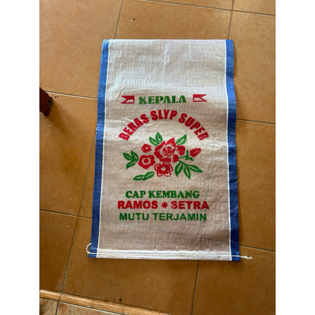karung beras 25kg cap kembang isi 50 lembar