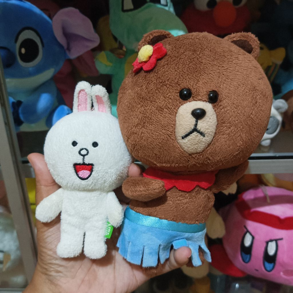 Boneka Brown dan Ganci Cony (Sepasang)